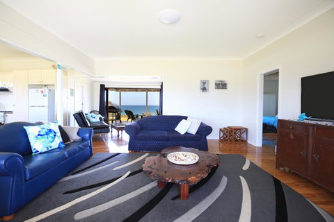Glory @ Culburra - Absolute Beachfront - Pet & Family Friendly - Kalgoorlie Accommodation 2