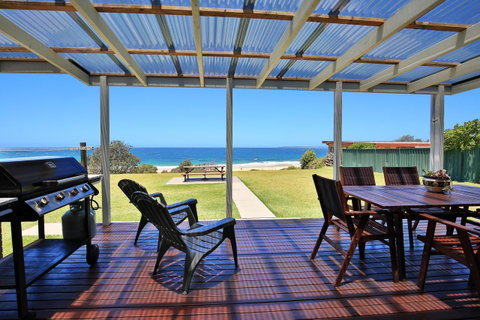 Glory @ Culburra - Absolute Beachfront - Pet & Family Friendly - Kalgoorlie Accommodation 12
