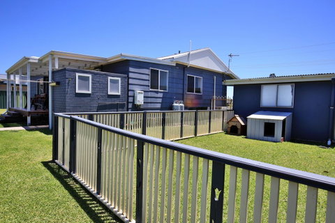 Glory @ Culburra - Absolute Beachfront - Pet & Family Friendly - Kalgoorlie Accommodation 21