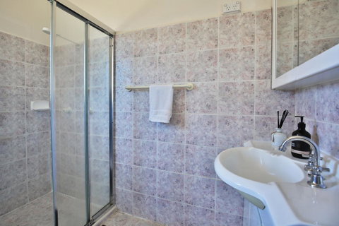 Glory @ Culburra - Absolute Beachfront - Pet & Family Friendly - Kalgoorlie Accommodation 9