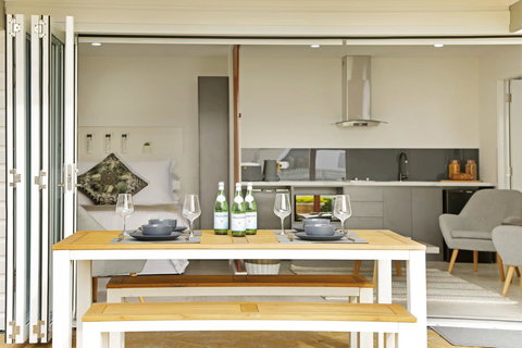 The Beach House North Wollongong - Kalgoorlie Accommodation 4