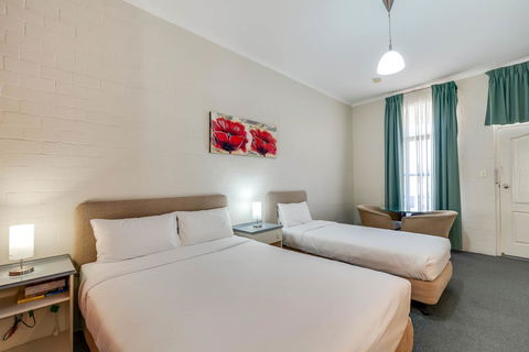 Prince Of Wales Hotel - Kalgoorlie Accommodation 40