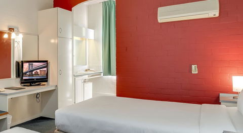 Prince Of Wales Hotel - Kalgoorlie Accommodation 1