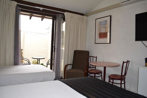 The Apple Inn - Kalgoorlie Accommodation 17