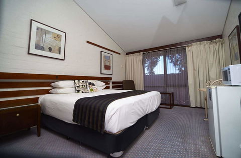 The Apple Inn - Kalgoorlie Accommodation 6