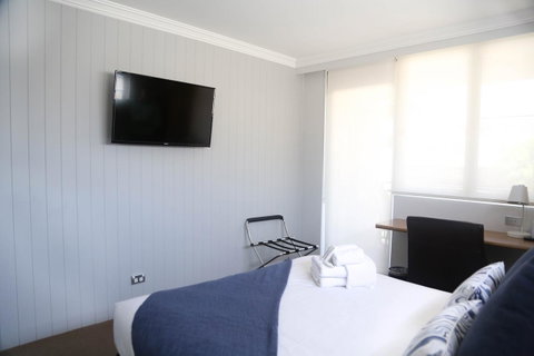 The Blenheim - Kalgoorlie Accommodation 1