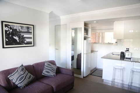 The Blenheim - Kalgoorlie Accommodation 3