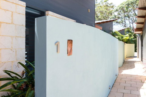 By The Beach B&B Self Contained Apartments - Kalgoorlie Accommodation 5