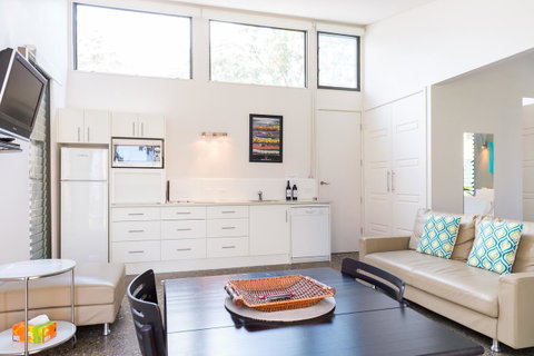 By The Beach B&B Self Contained Apartments - Kalgoorlie Accommodation 15