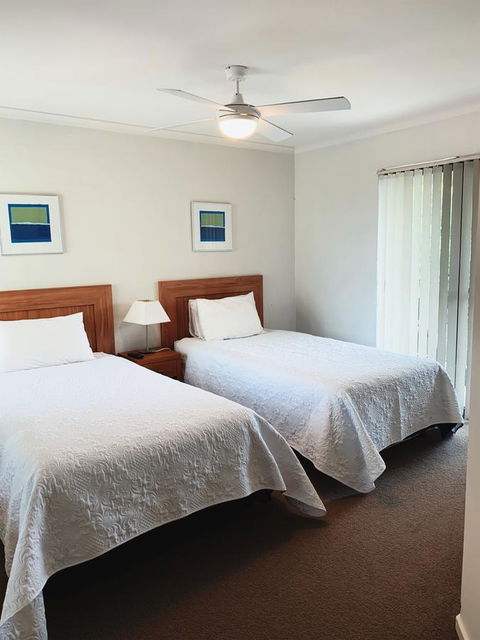 Seachange 3 - Kalgoorlie Accommodation 6