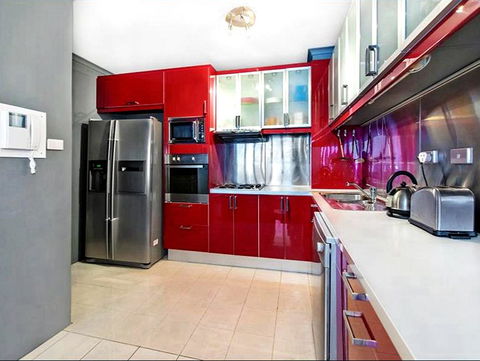 Ausmine Sydney CBD 2Bedroom Apt - Kalgoorlie Accommodation 5