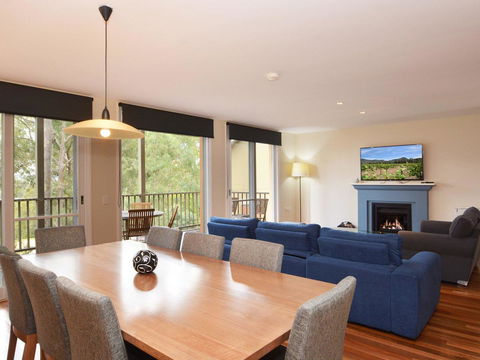 Villa De Saran Located Within Cypress Lakes - Kalgoorlie Accommodation 6