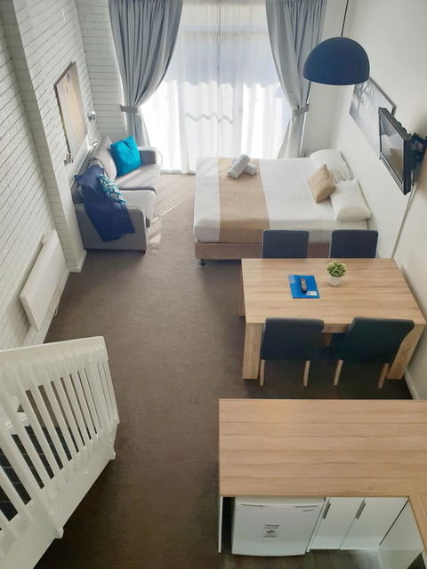 Alpine Gables - Kalgoorlie Accommodation 25
