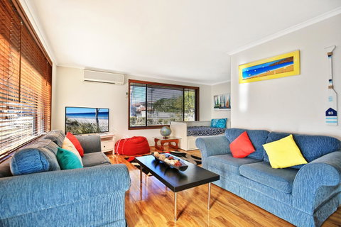 Sandy Toes Beach House Jervis Bay - 2min To Beach - Kalgoorlie Accommodation 0