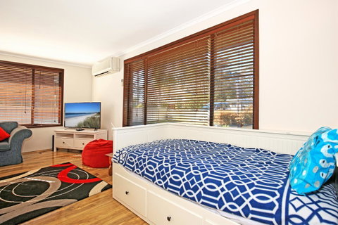 Sandy Toes Beach House Jervis Bay - 2min To Beach - Kalgoorlie Accommodation 4