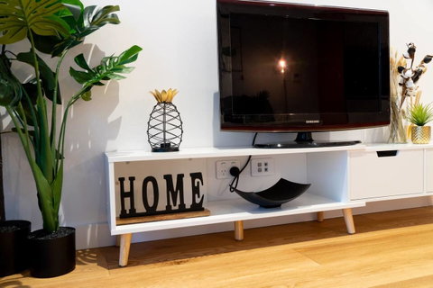 Two Bedroom Darling Harbour Apt Chinatown CBD UTS - Kalgoorlie Accommodation 11