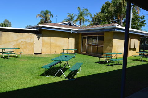 Brolga Hotel Motel - Coleambally - Kalgoorlie Accommodation 18
