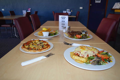 Brolga Hotel Motel - Coleambally - Kalgoorlie Accommodation 28