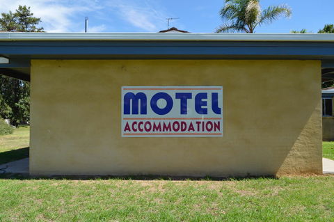 Brolga Hotel Motel - Coleambally - Kalgoorlie Accommodation 5