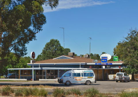 Brolga Hotel Motel - Coleambally - Kalgoorlie Accommodation 29