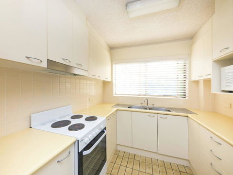 Centrepoint 10 - Kalgoorlie Accommodation 7