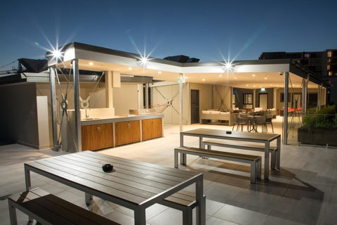 Studio 8 Residences - Adults Only - Kalgoorlie Accommodation 9