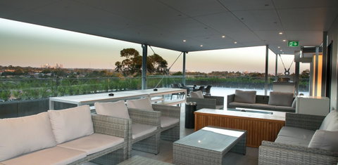 Studio 8 Residences - Adults Only - Kalgoorlie Accommodation 7