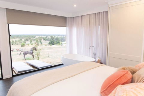 Belisi Farmstay Cottage - Kalgoorlie Accommodation 10