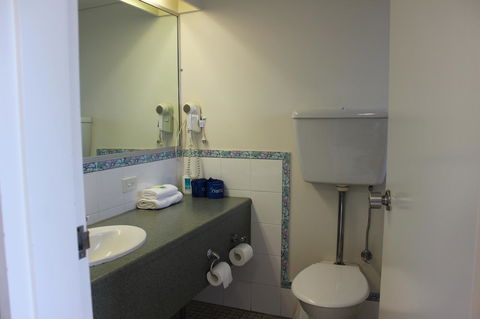 Hume Inn Motel Albury CBD - Kalgoorlie Accommodation 7