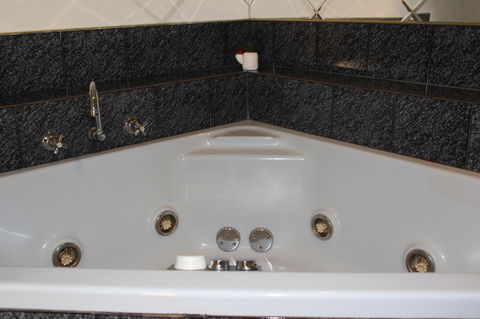 Hume Inn Motel Albury CBD - Kalgoorlie Accommodation 19