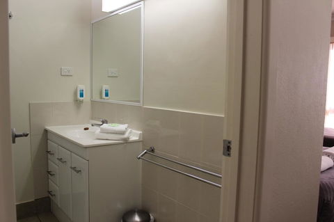 Hume Inn Motel Albury CBD - Kalgoorlie Accommodation 4