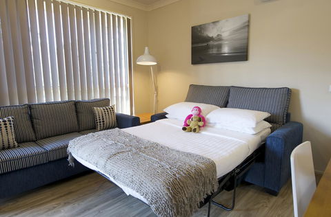 Marty's @ Little Beach - Kalgoorlie Accommodation 16