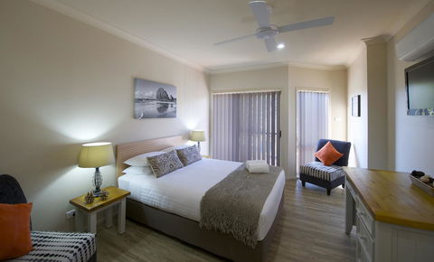 Marty's @ Little Beach - Kalgoorlie Accommodation 25
