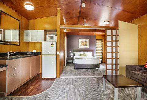 Mercure Darwin Airport Resort - Kalgoorlie Accommodation 3