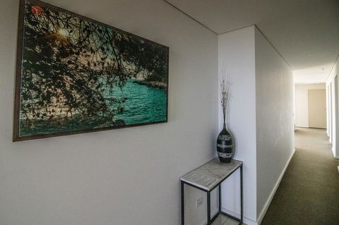ZEN BY THE WATER - Esplanade Darwin Retreat - Kalgoorlie Accommodation 37