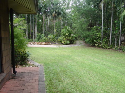 DARWIN'S SHADY ACRES RETREAT - Kalgoorlie Accommodation 9