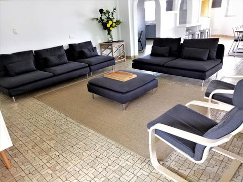 Arafura Blue - Kalgoorlie Accommodation 5