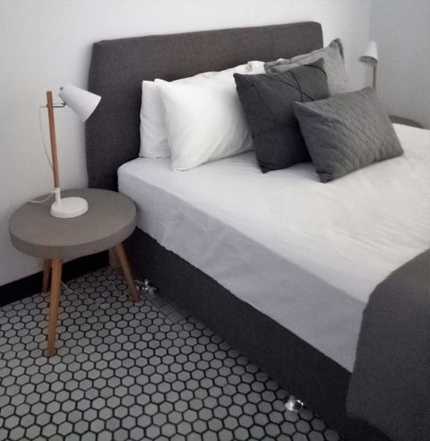 Arafura Blue - Kalgoorlie Accommodation 3