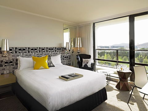 QT Canberra - Kalgoorlie Accommodation 0