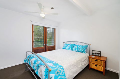 BONNY BEACH HOUSE - Holiday Accomodation With Pool - Kalgoorlie Accommodation 2