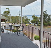 Boomerang on the Bay' 107 Government Road - boat parking air conditioning and water views - Kalgoorlie Accommodation
