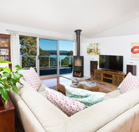 Booti Booti Lakehouse - Kalgoorlie Accommodation