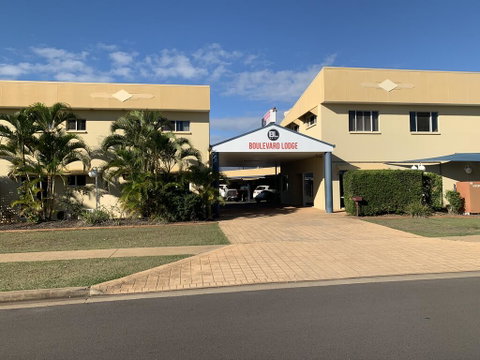 Boulevard Lodge Bundaberg - Kalgoorlie Accommodation 0