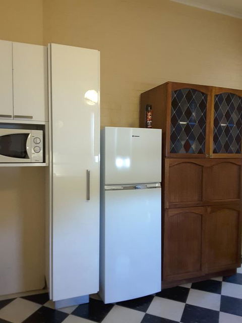 Bourke Apartments - Kalgoorlie Accommodation 1