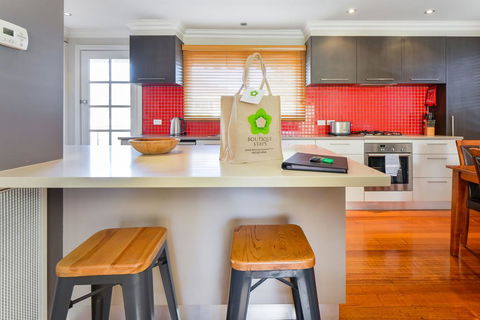 Boutique Stays - Sandy Haven C - Kalgoorlie Accommodation 3