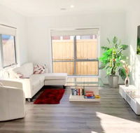 Brand New Home 10 mins to Beach Torquay Geelong Deakin Hospitals - Kalgoorlie Accommodation