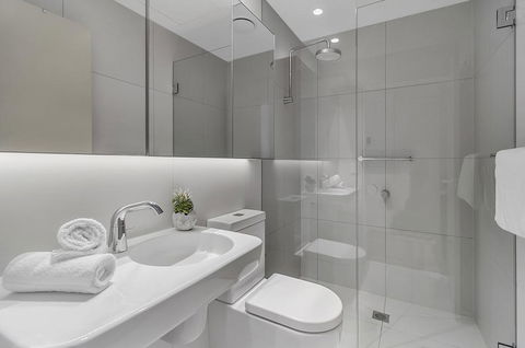 Brand New Luxury Pad In Shopping And Dining Mecca - Kalgoorlie Accommodation 3