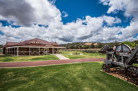 Book Serpentine Accommodation Vacations Kalgoorlie Accommodation Kalgoorlie Accommodation