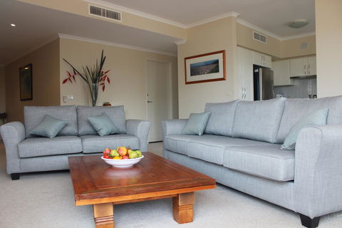 Breakwater 102 - Shoal Bay - Kalgoorlie Accommodation 1