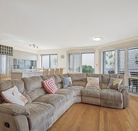 Breakwater Views Apartments